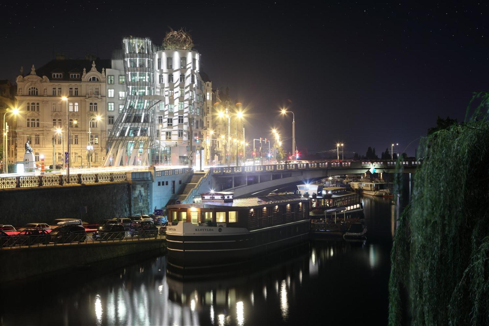 Boat Hotel Matylda Prague Exterior photo