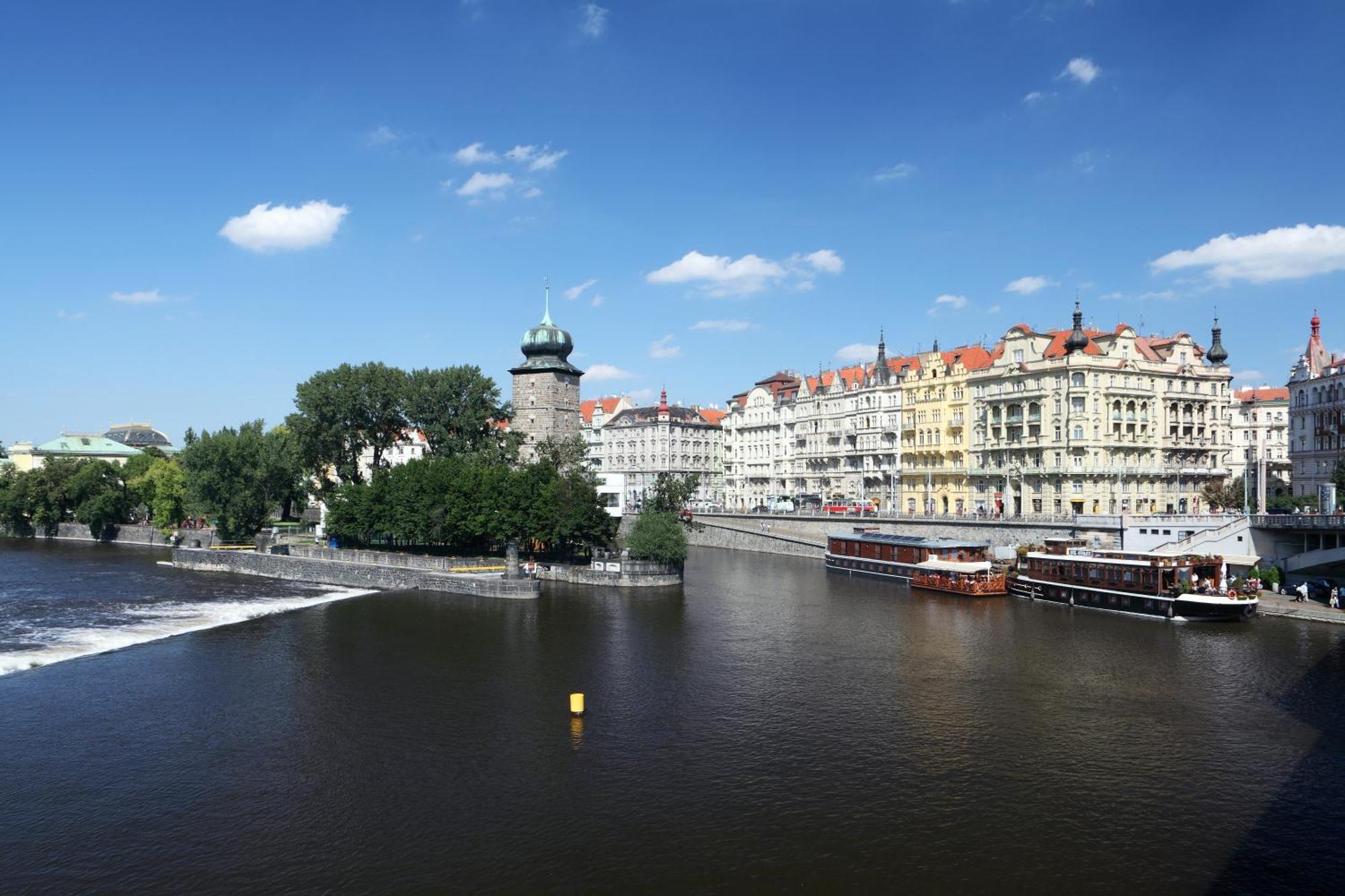 Boat Hotel Matylda Prague Exterior photo