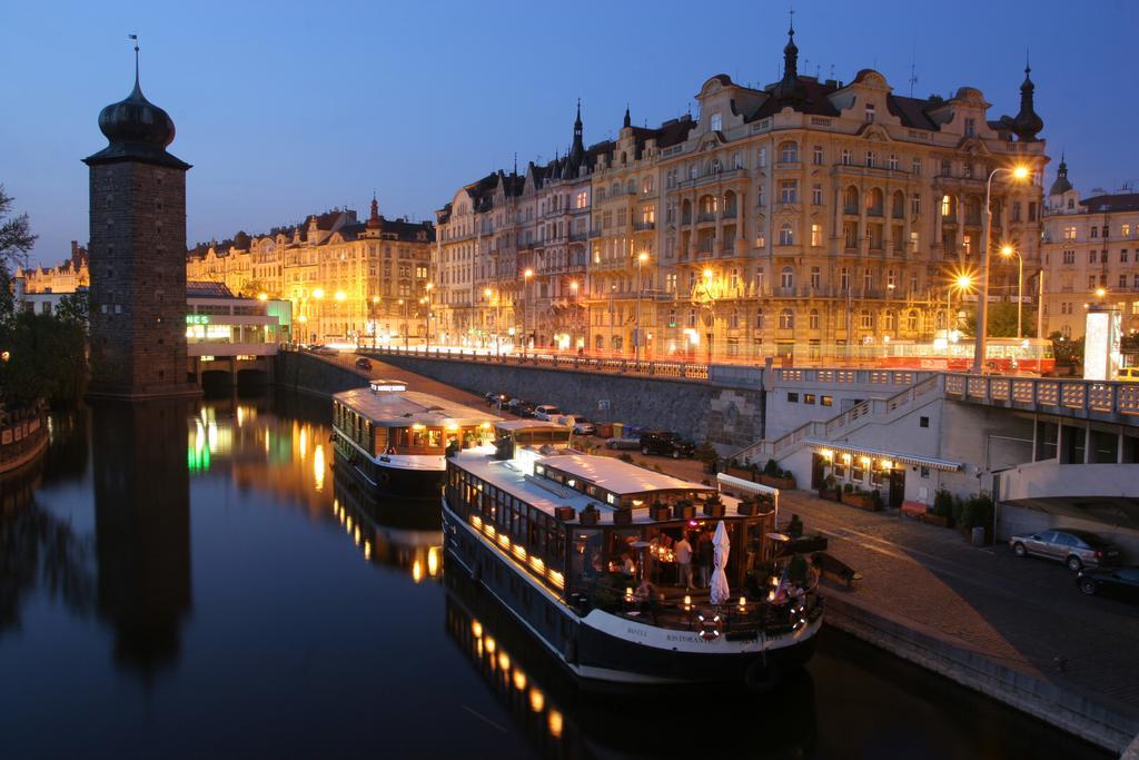 Boat Hotel Matylda Prague Exterior photo